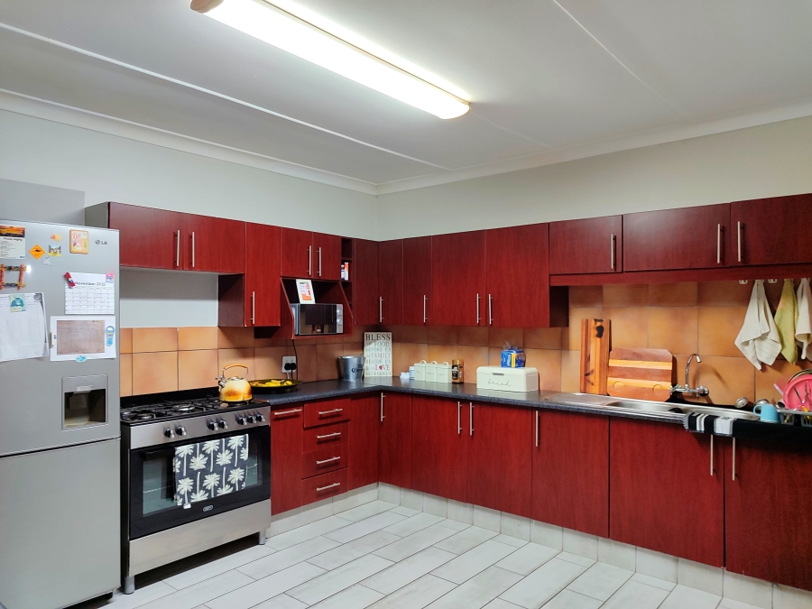 4 Bedroom Property for Sale in Irene Park North West